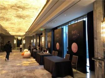 專業(yè)會(huì)議與展覽服務(wù) 從展臺(tái)特裝到巡展搭建的全方位解決方案